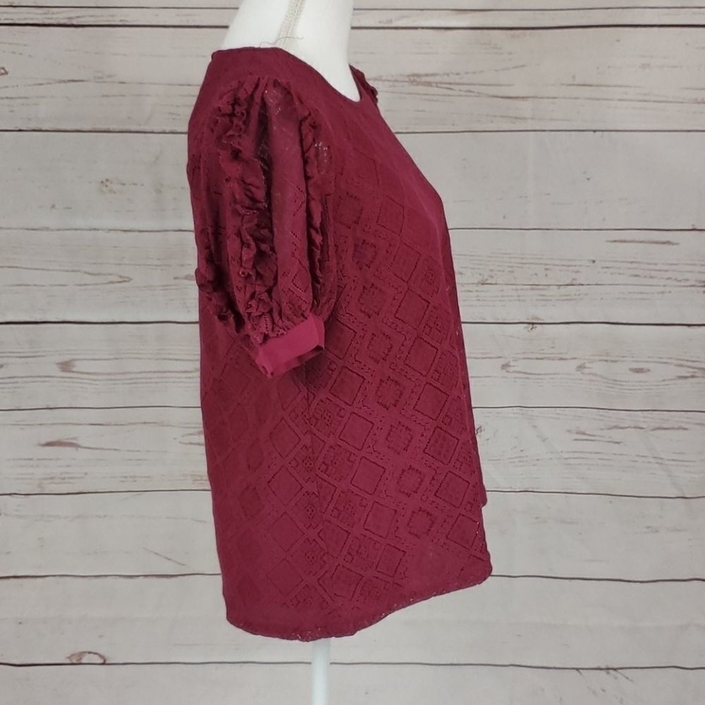 💲✂️ Entro, Berry Lace Overlay Top with Ruffle Detail-Size Small - Picture 5 of 10